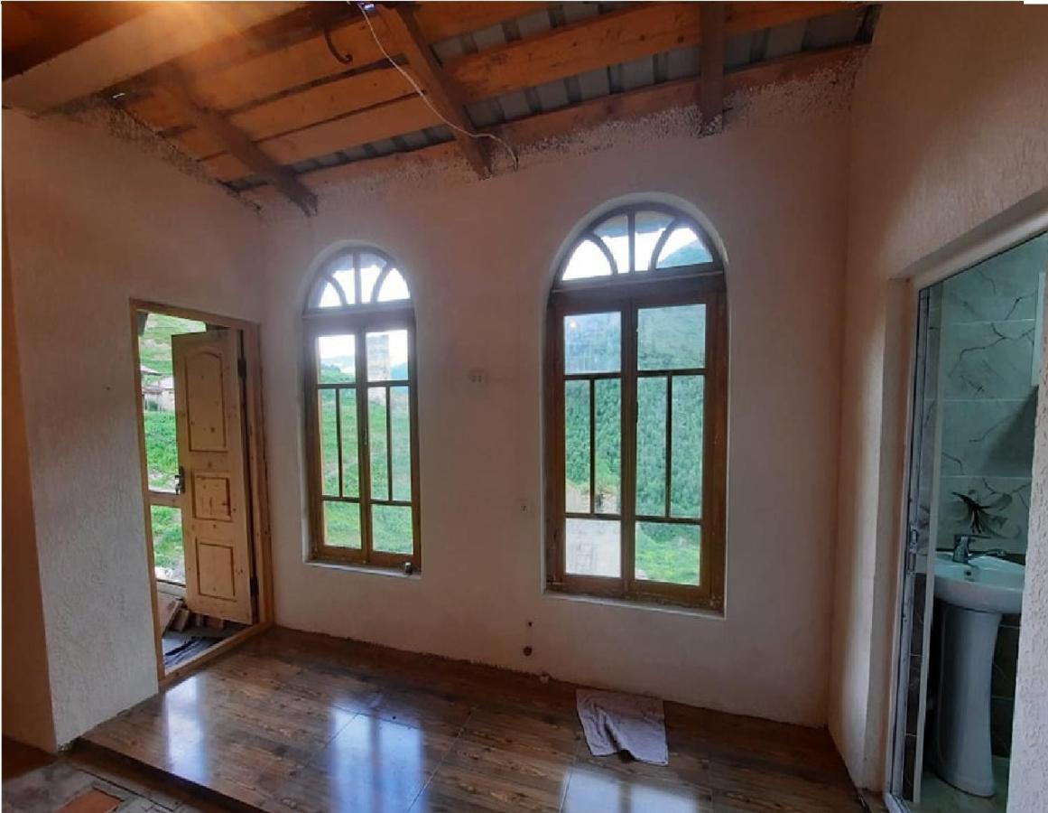 Nino & Tarzan Guesthouse Adishi Екстер'єр фото
