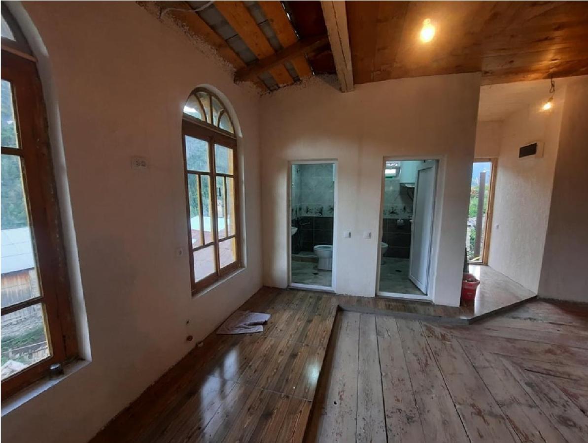 Nino & Tarzan Guesthouse Adishi Екстер'єр фото